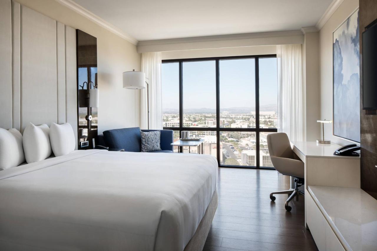 Irvine Marriott Exterior foto