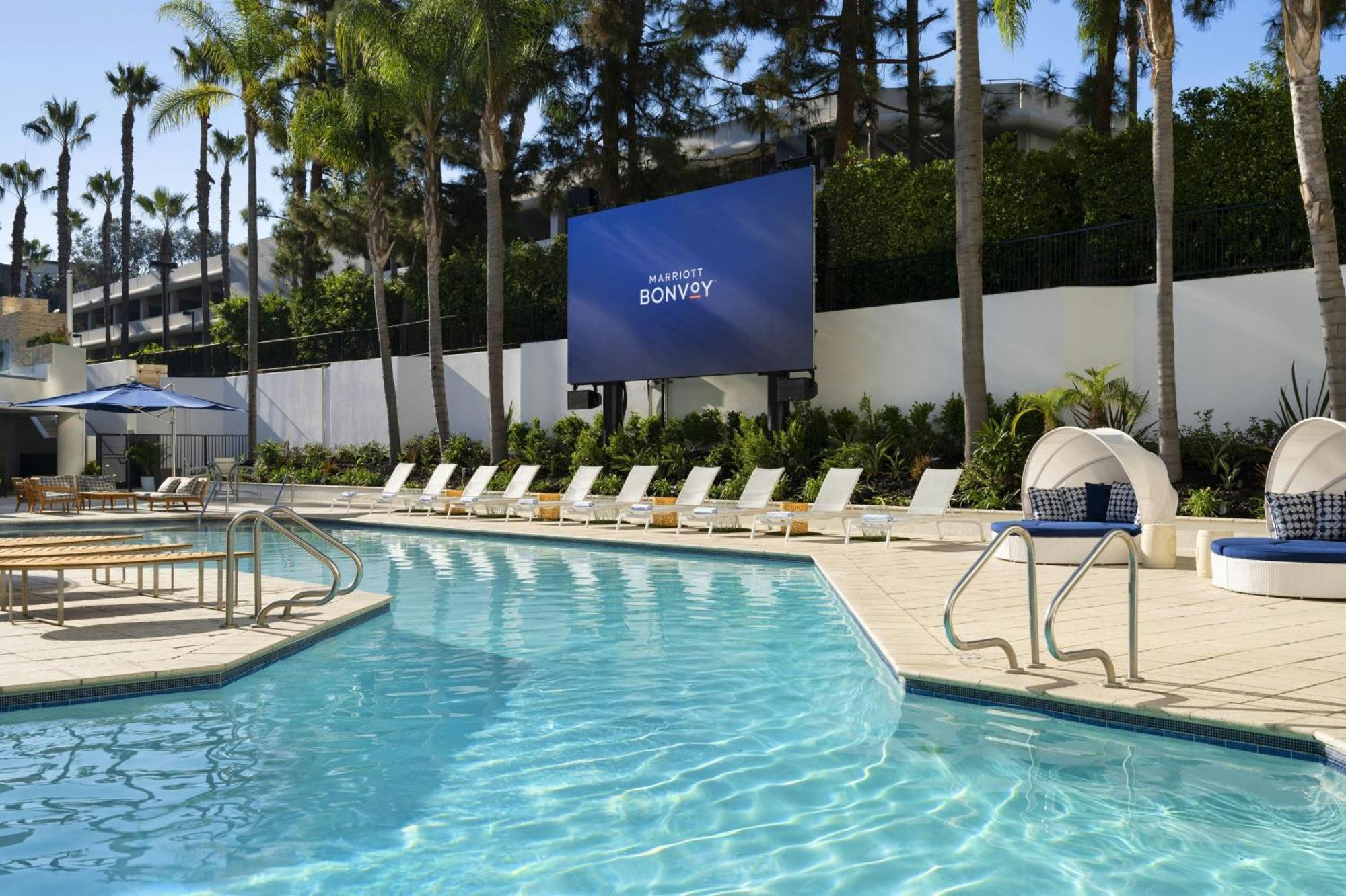 Irvine Marriott Exterior foto