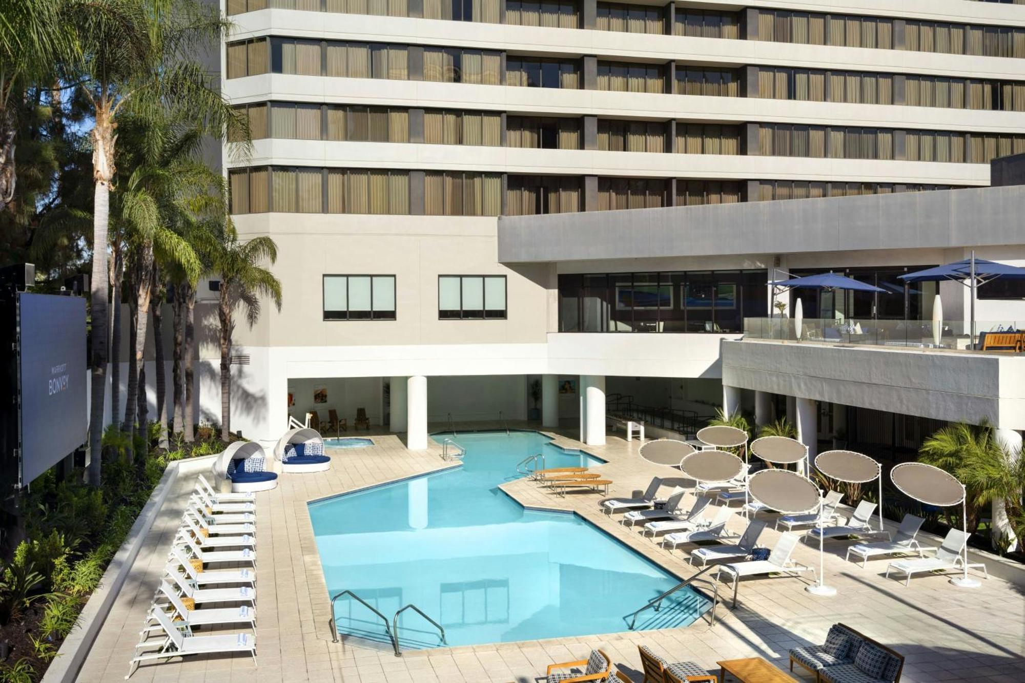 Irvine Marriott Exterior foto