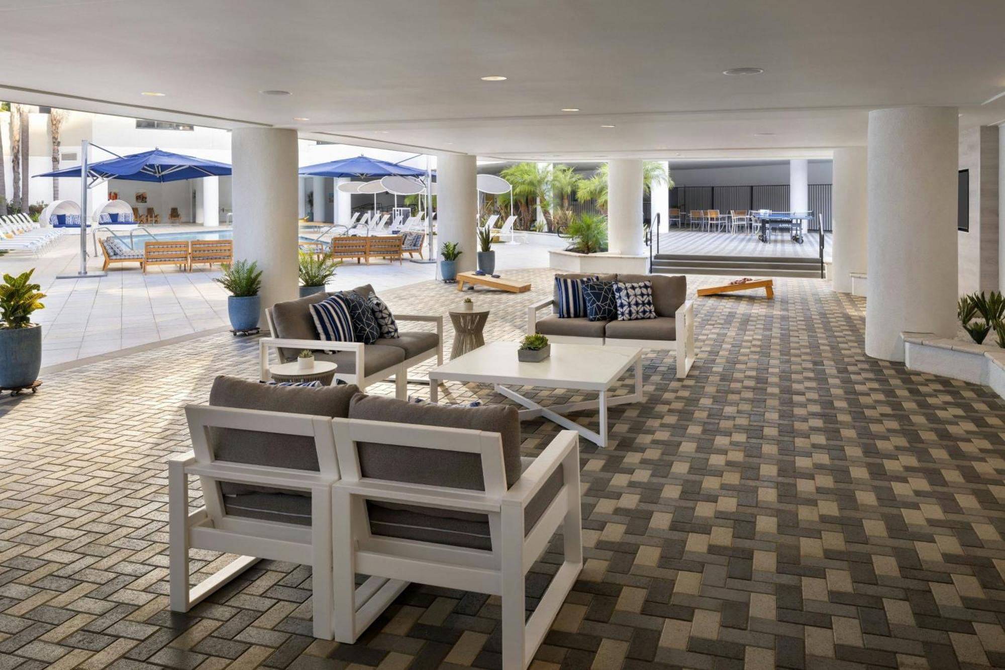 Irvine Marriott Exterior foto
