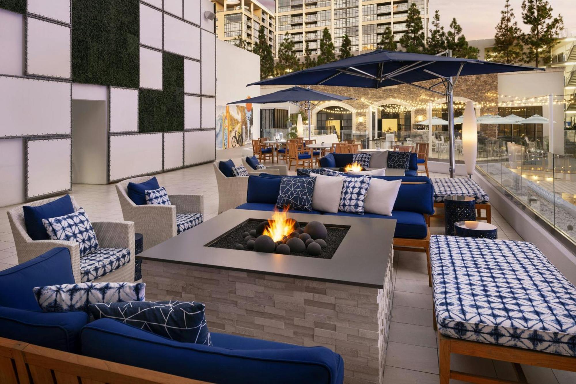 Irvine Marriott Exterior foto